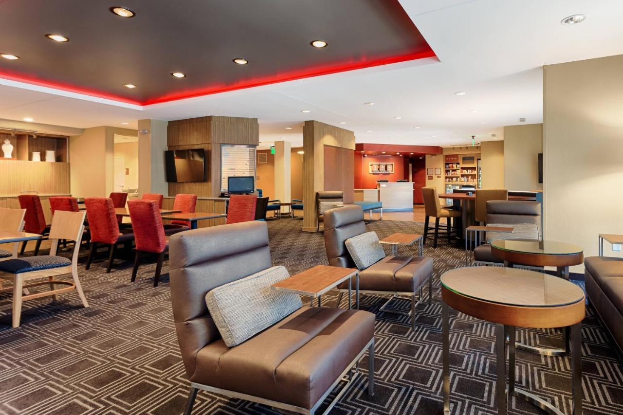 Towneplace Suites By Marriott Charleston Mt. Pleasant Bagian luar foto